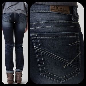 BKE BUCKLE Stella Skinny Jeans Mattison